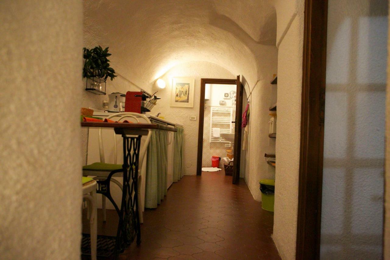 Appartamento Le Violette Dolceacqua Exterior photo